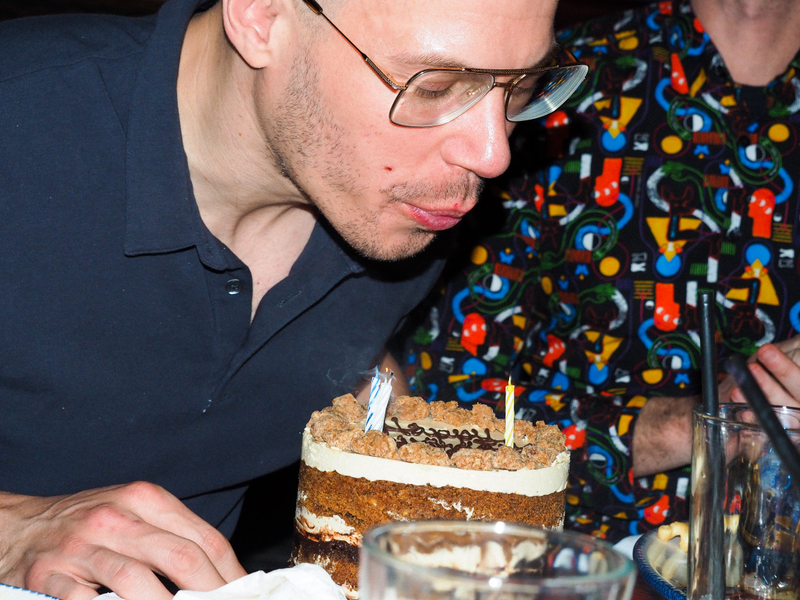 Illustration for article titled AN RJ BDAY @ RED LOBSTER